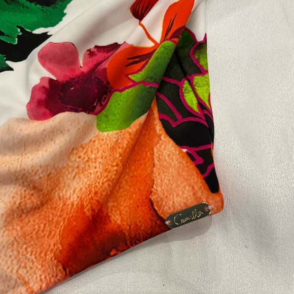 Camilla One Piece - Picture 2 of 4